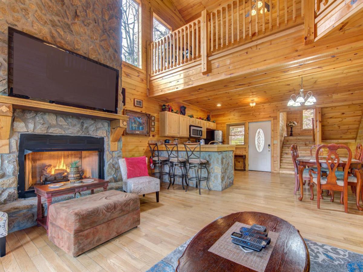 Splashing Sunrise, 2 Bedrooms, Private Pool, Arcade, Hot Tub, Sleeps 6 Pigeon Forge Dış mekan fotoğraf