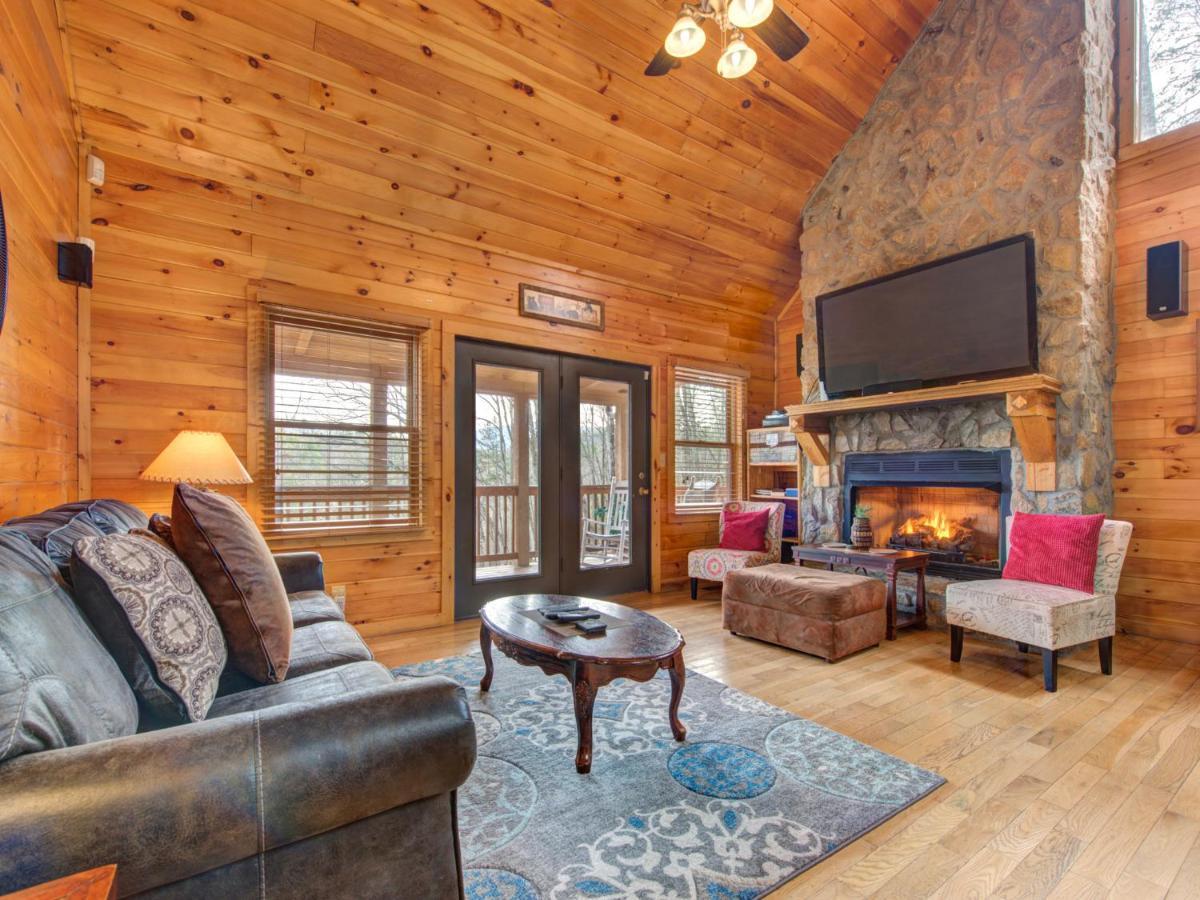 Splashing Sunrise, 2 Bedrooms, Private Pool, Arcade, Hot Tub, Sleeps 6 Pigeon Forge Dış mekan fotoğraf