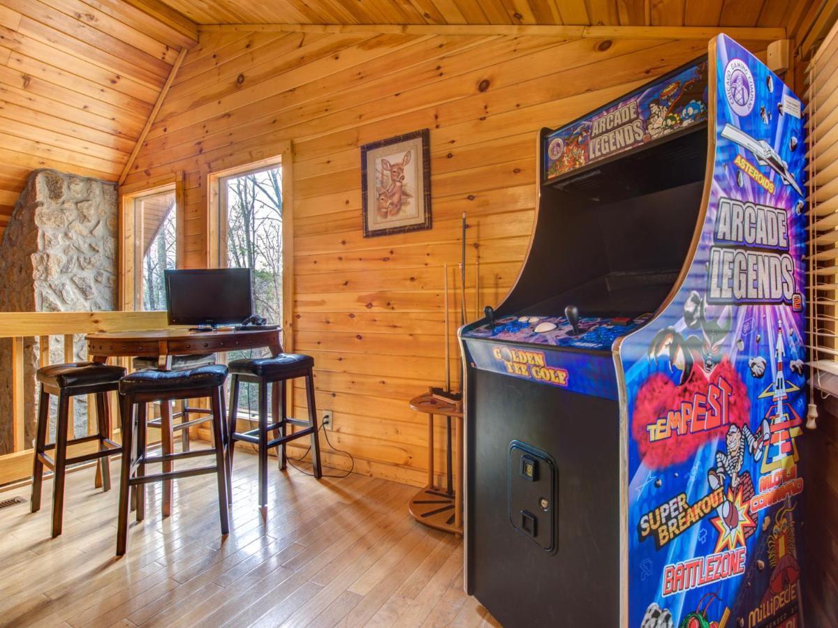 Splashing Sunrise, 2 Bedrooms, Private Pool, Arcade, Hot Tub, Sleeps 6 Pigeon Forge Dış mekan fotoğraf