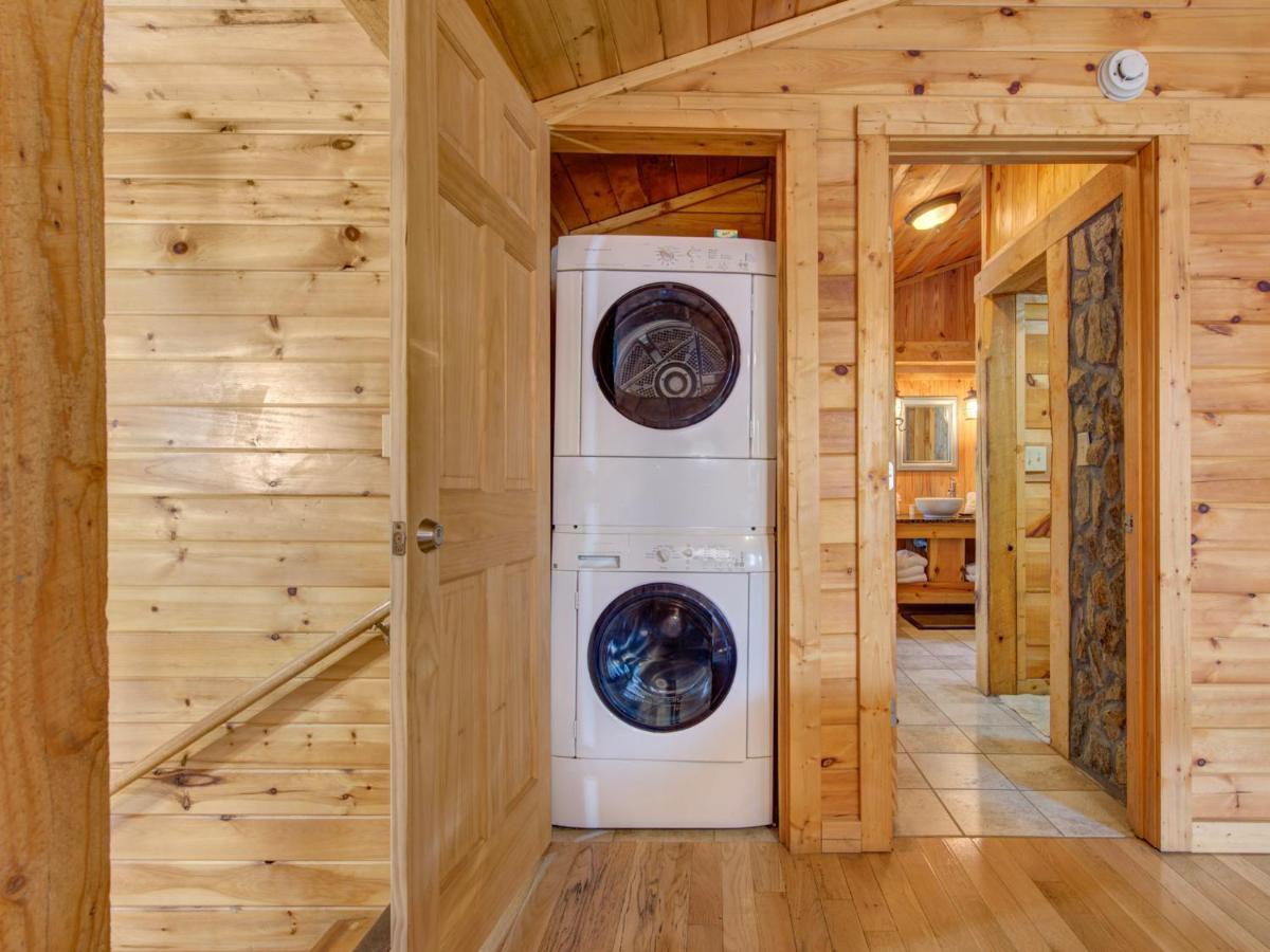 Splashing Sunrise, 2 Bedrooms, Private Pool, Arcade, Hot Tub, Sleeps 6 Pigeon Forge Dış mekan fotoğraf